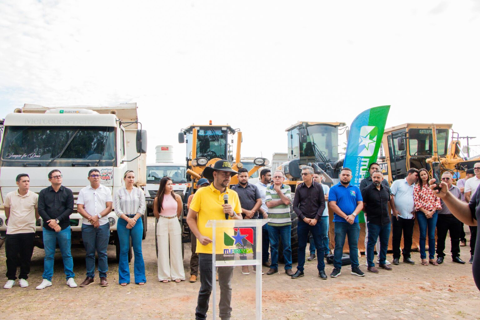 Prefeito de Itupiranga autoriza operação de limpeza e infraestrutura urbana