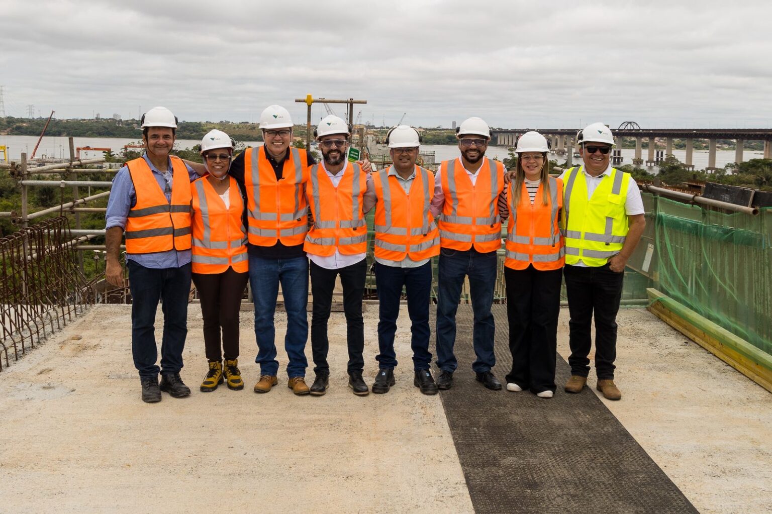 Vereadores visitam obras da nova ponte sobre o Rio Tocantins em Marabá