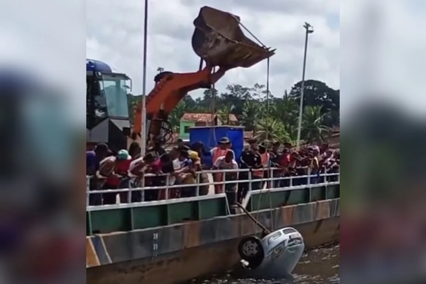 Passageiro morre após condutor dormir no volante e veículo cair em rio, no Pará