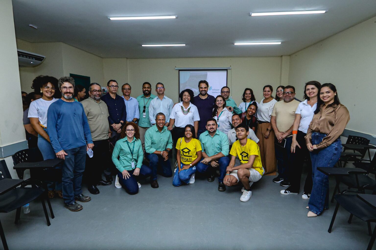 Prefeito Toni Cunha visita instalações da Estação Conhecimento, no Núcleo São Félix