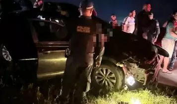 Fisioterapeuta morre após carro colidir com cavalo no Pará