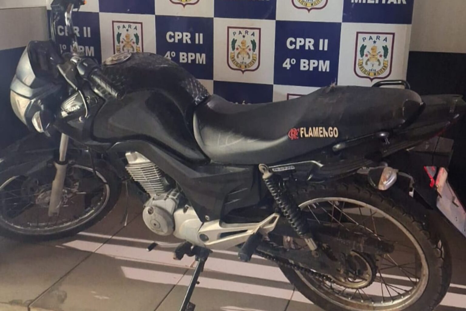 Após denúncia, PM recupera moto roubada em Marabá
