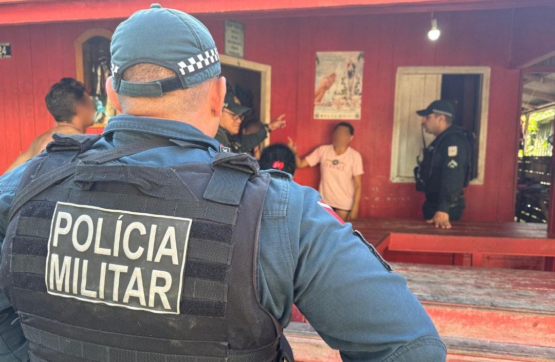 Três homens agridem mulher com tesoura em casa de festas no Pará