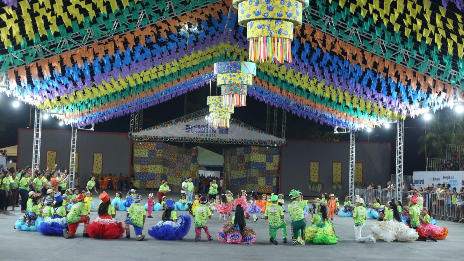 38º Festejo Junino reúne diversidade, brilho e tradição na noite de estreia em Marabá