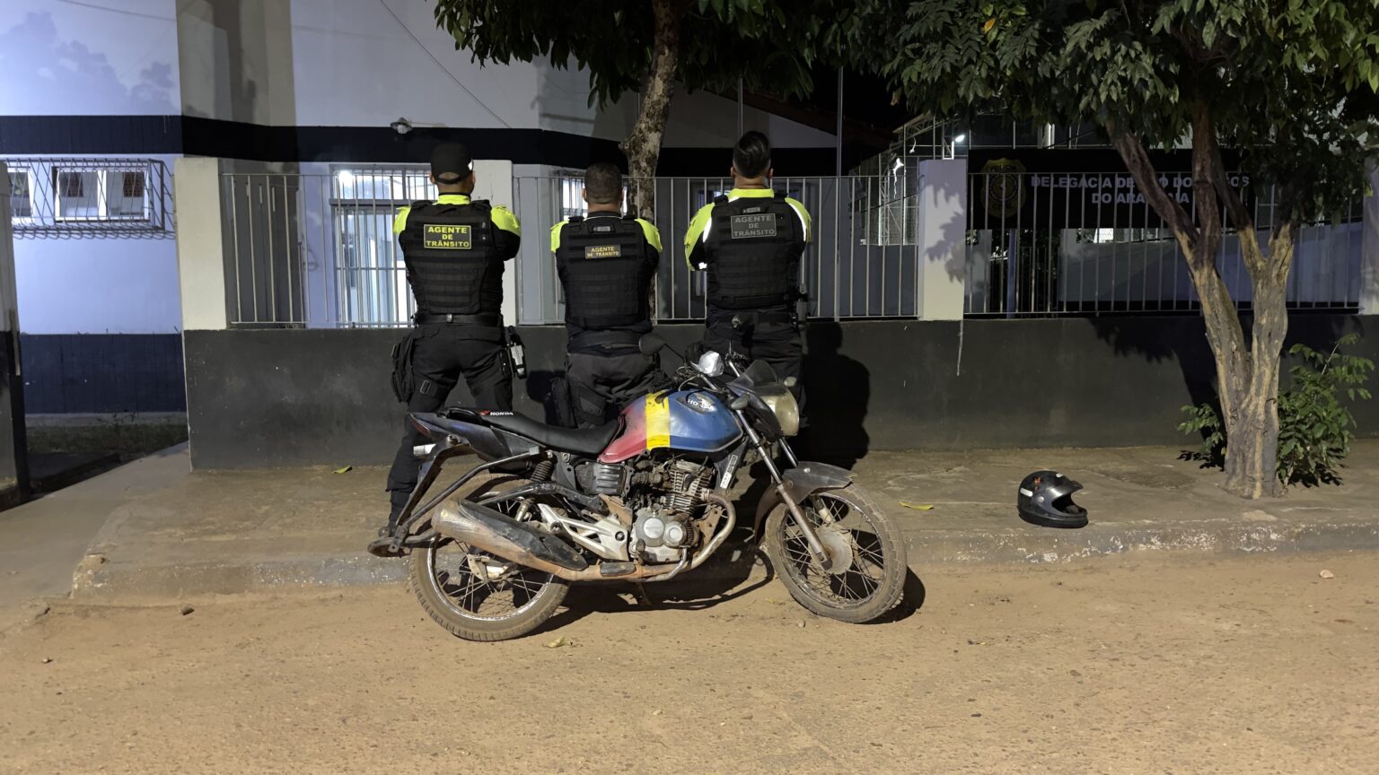 Motocicleta com sinais de adulteração é apreendida pelo DMTU em São Domingos do Araguaia