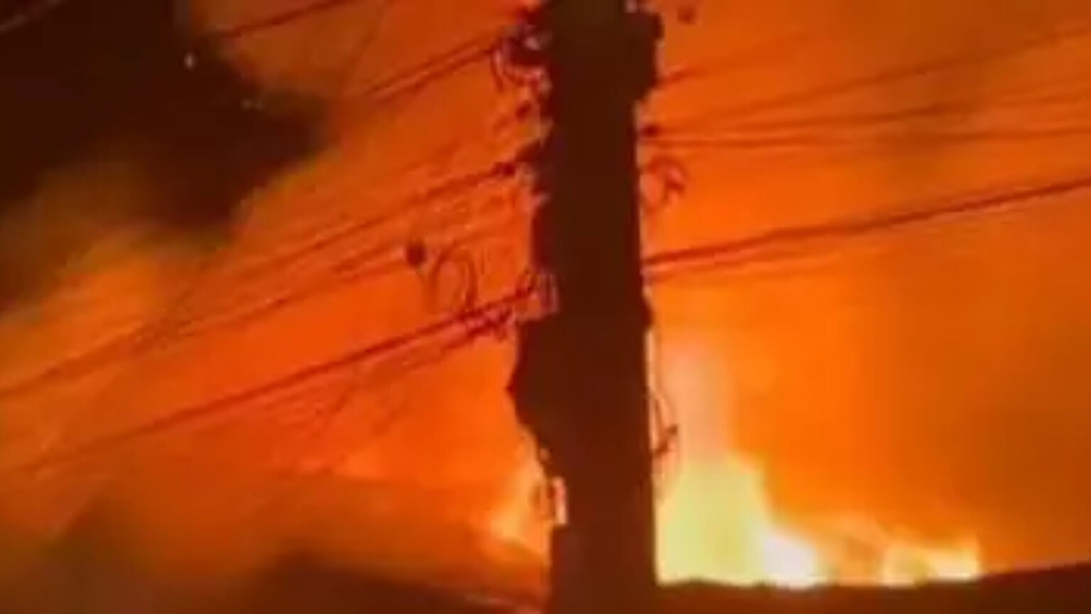 Incêndio atinge residência em Parauapebas