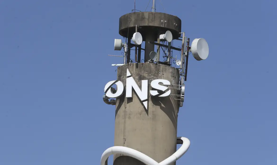 ONS determina aumento do uso de térmicas para garantir energia