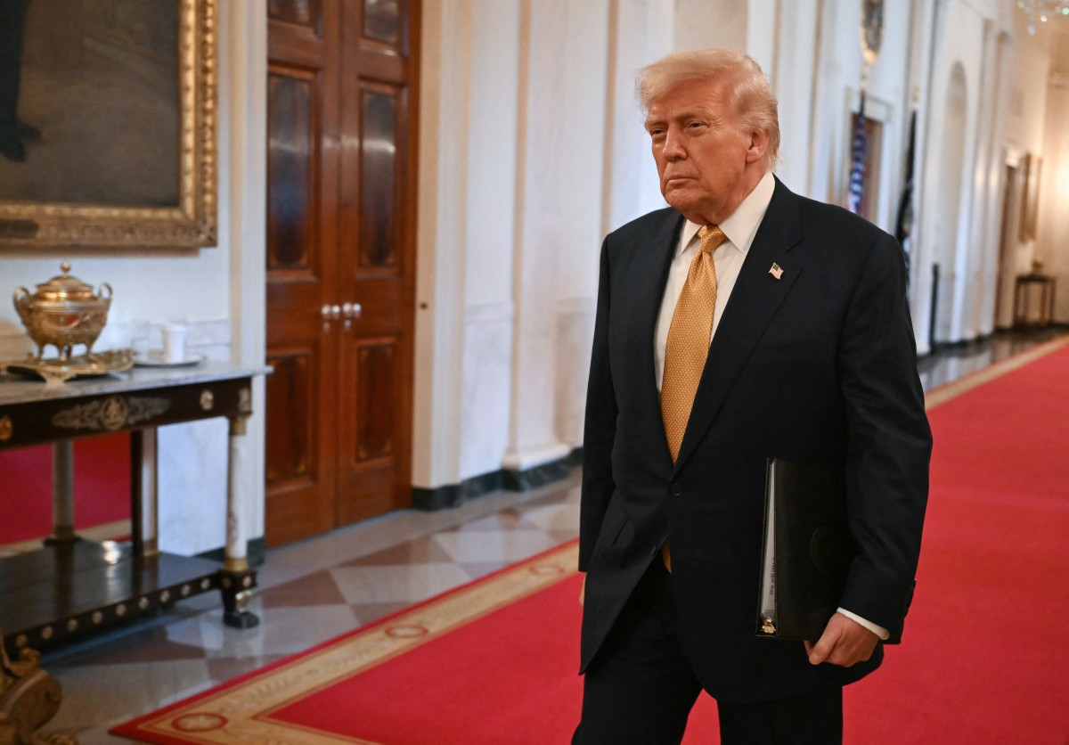 Decreto de tarifaço de Trump isenta quase 700 produtos brasileiros