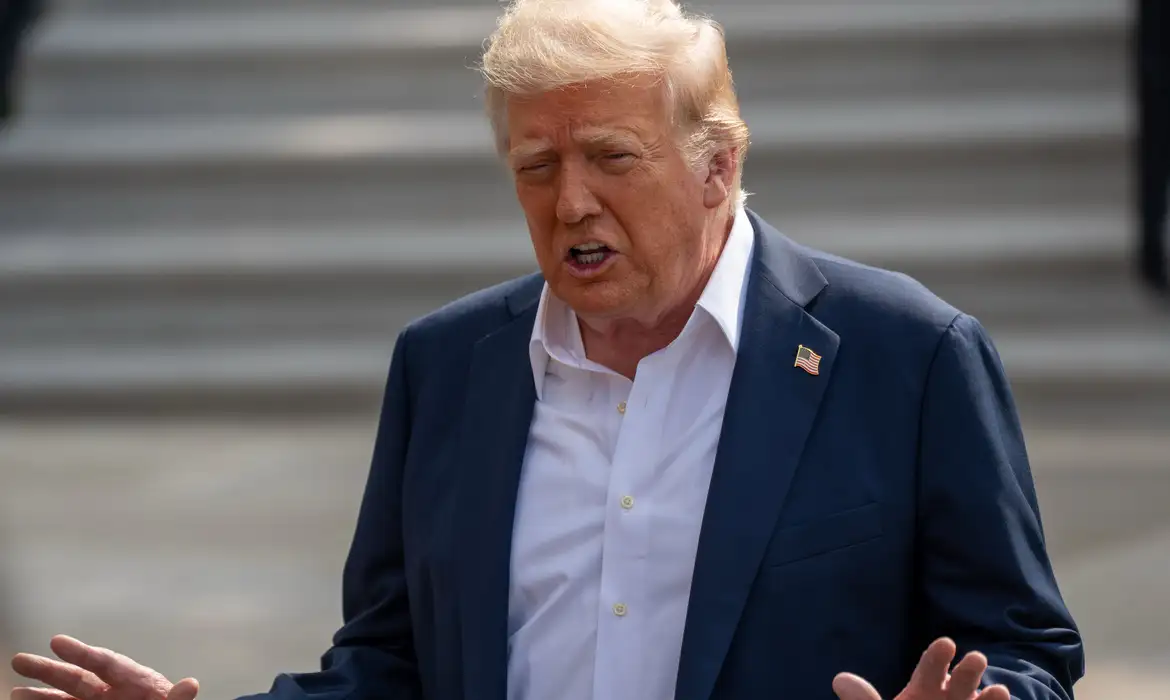Trump é diagnosticado com insuficiência venosa crônica