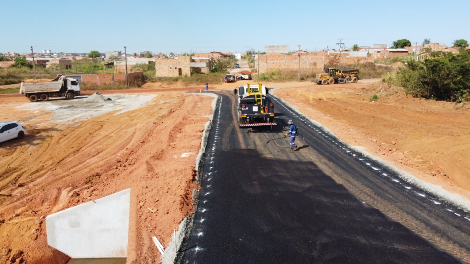 Prefeitura de Parauapebas avança com obras de infraestrutura no Residencial Flor de Carajás