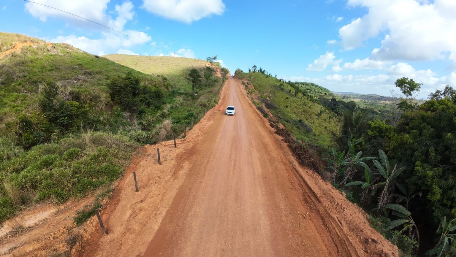 Gestão Godoy avança com obras de recuperação na Estrada Velha em Itupiranga