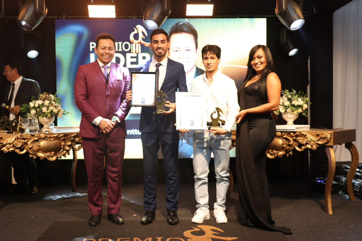 Prêmio Líder 2025 reúne mais de 80 premiados em noite de gala em Marabá