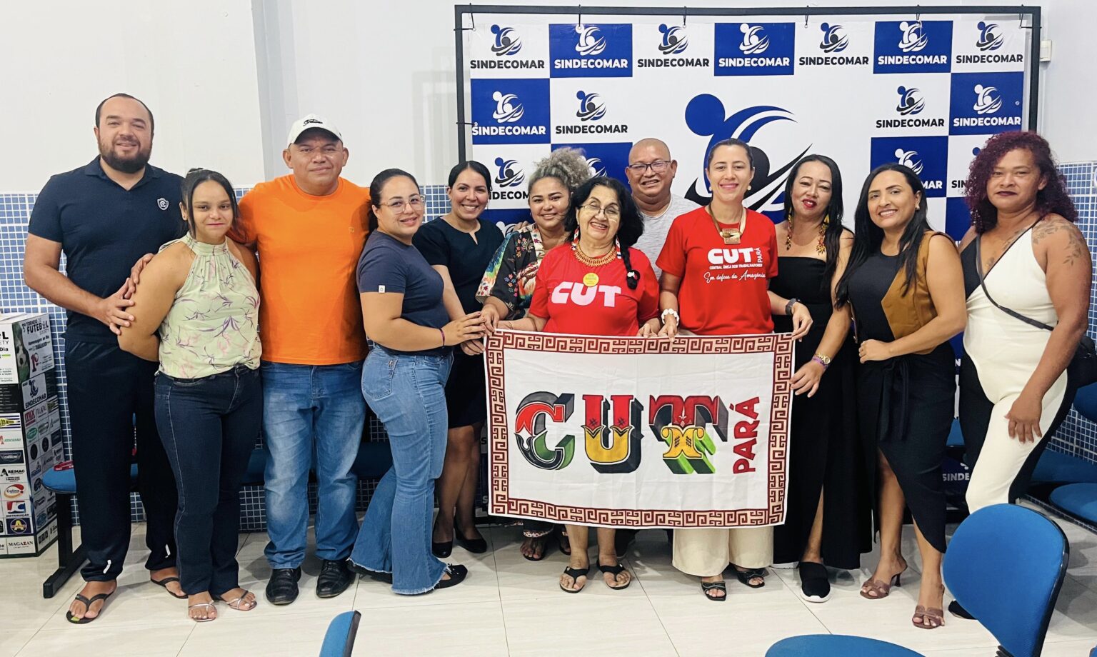 Sindecomar aprova filiação à CUT em assembleia com trabalhadores do comércio