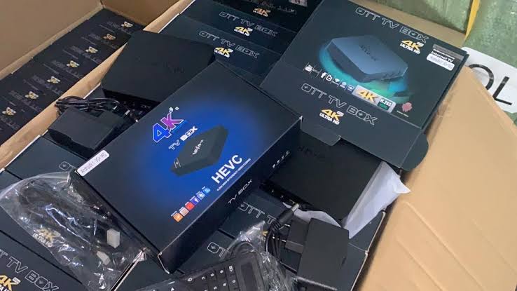 Anatel alerta: 1,8 milhão de TV Boxes piratas no Brasil têm vírus perigoso