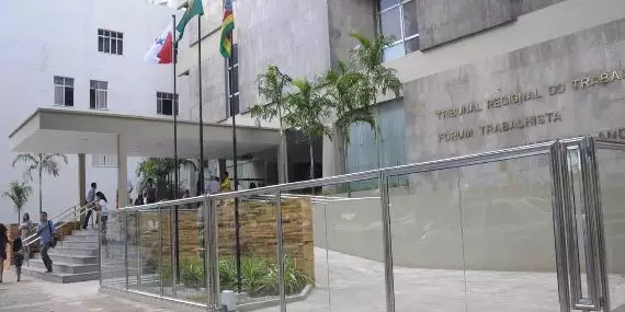 No Pará, TRT da 8ª Região leiloa imóveis, veículos e máquinas nesta terça-feira (5)