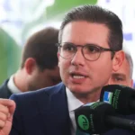 Motta envia pedido de afastamento de 15 deputados após motim na Câmara