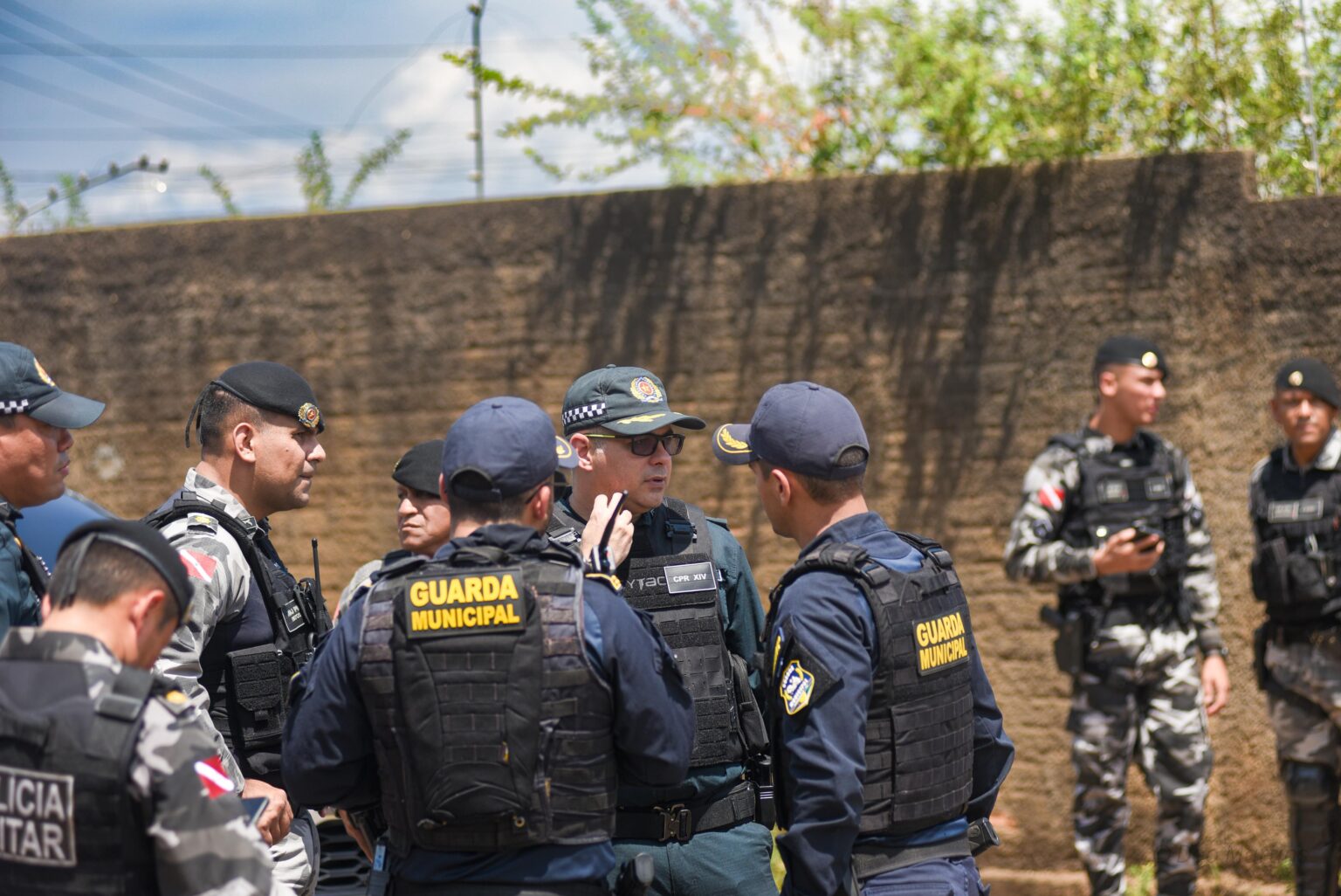 Polícia cumpre reintegração de posse na Prefeitura de Parauapebas ocupada pelo MST
