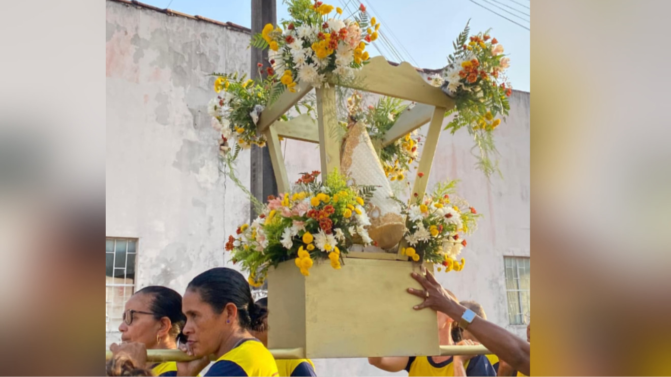 Itupiranga celebra 25 anos do Círio de Nazaré com missa e procissão fluvial
