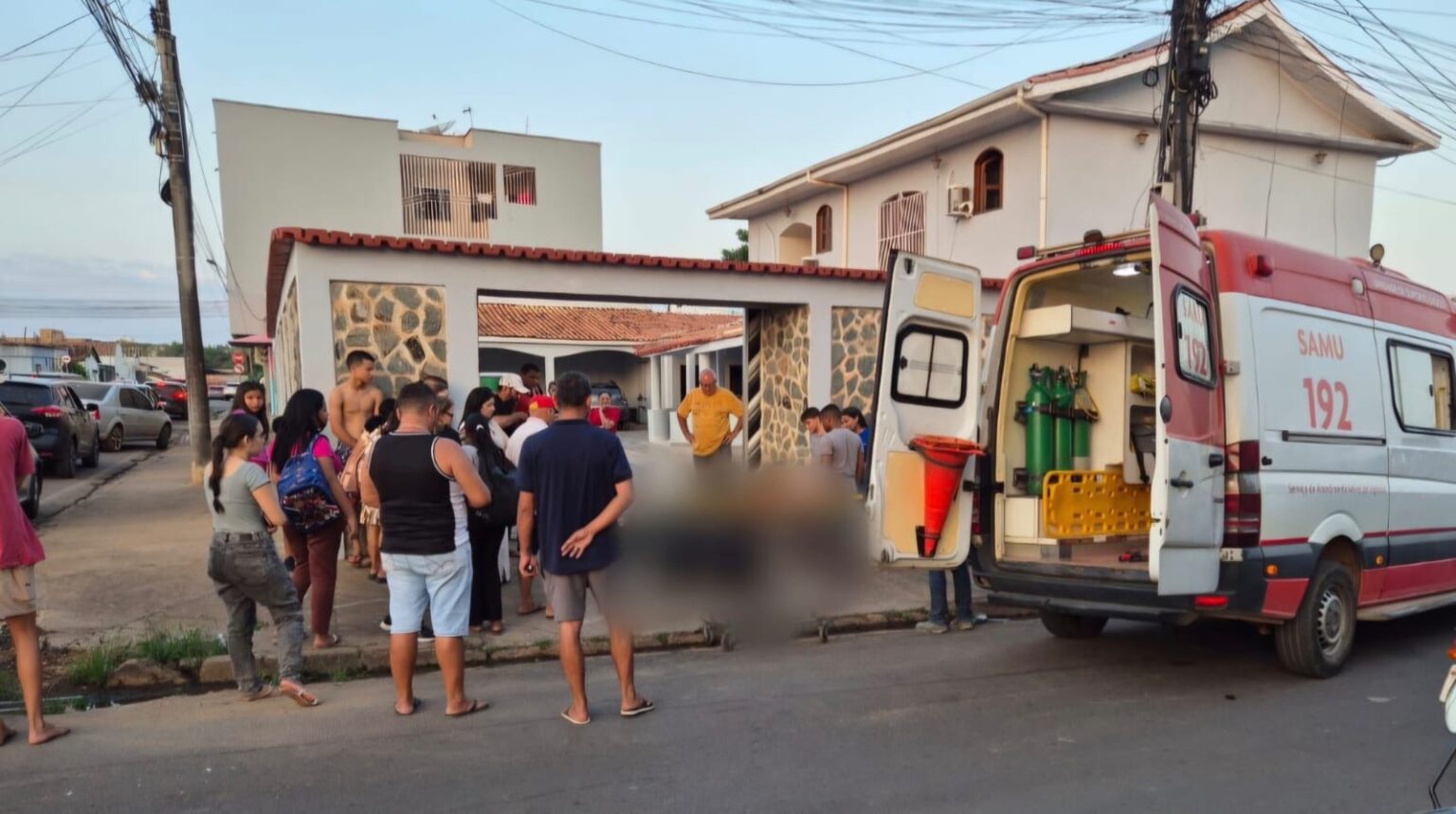 Colisão entre motos deixa duas pessoas bastante feridas em Marabá
