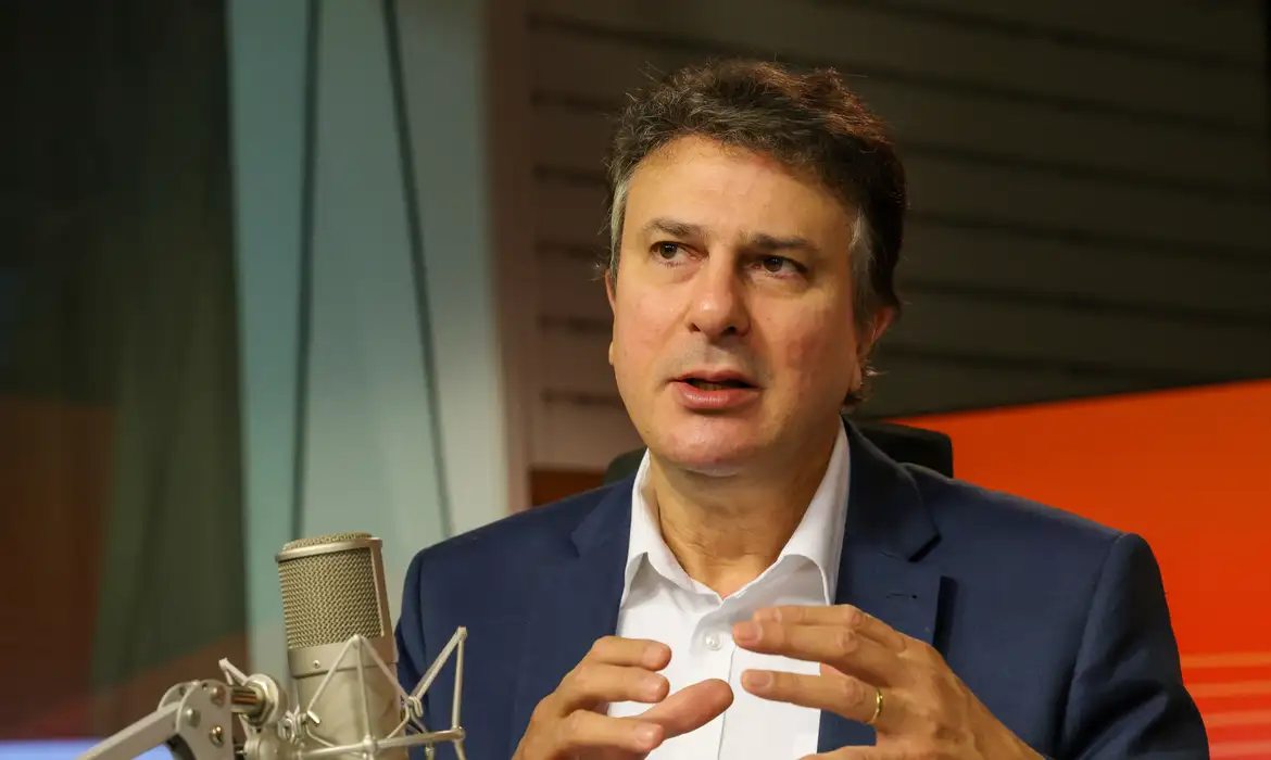 Ministro da Educação, Camilo Santana, visita Belém para lançar novos projetos