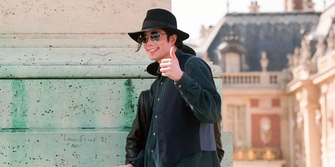 Ligação impediu Michael Jackson de morrer no 11 de setembro; entenda