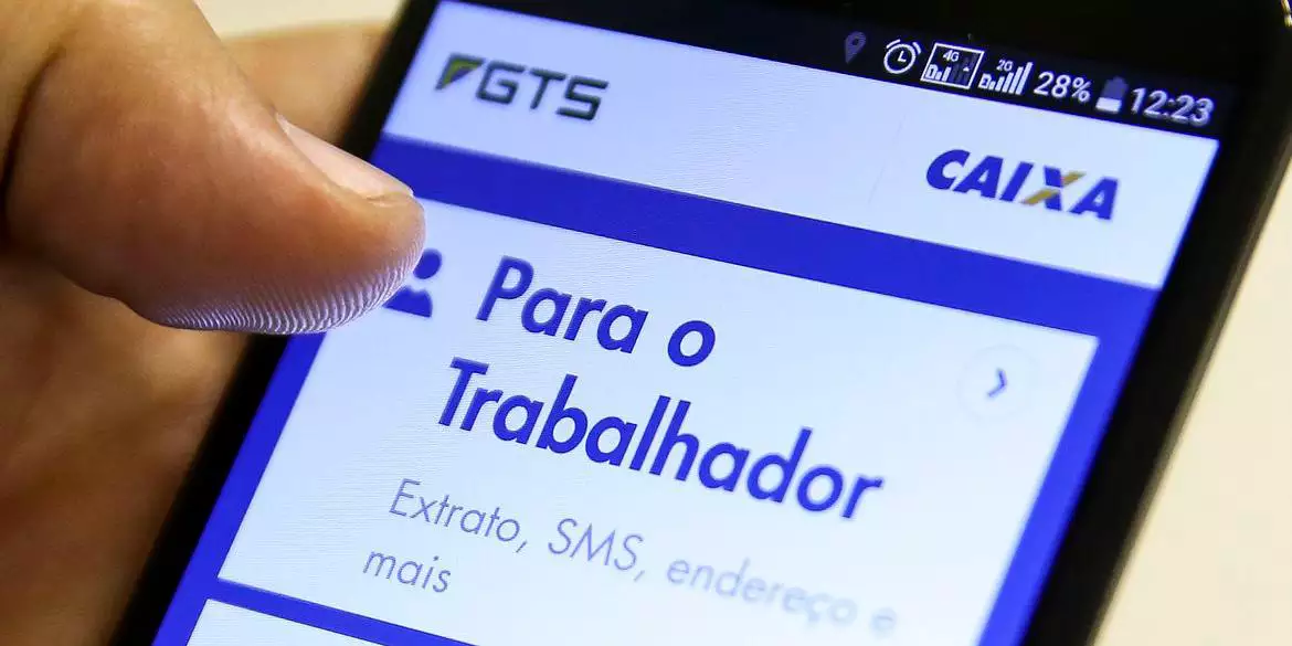 Mais de 80 mil empregadores deverão regularizar FGTS de domésticas