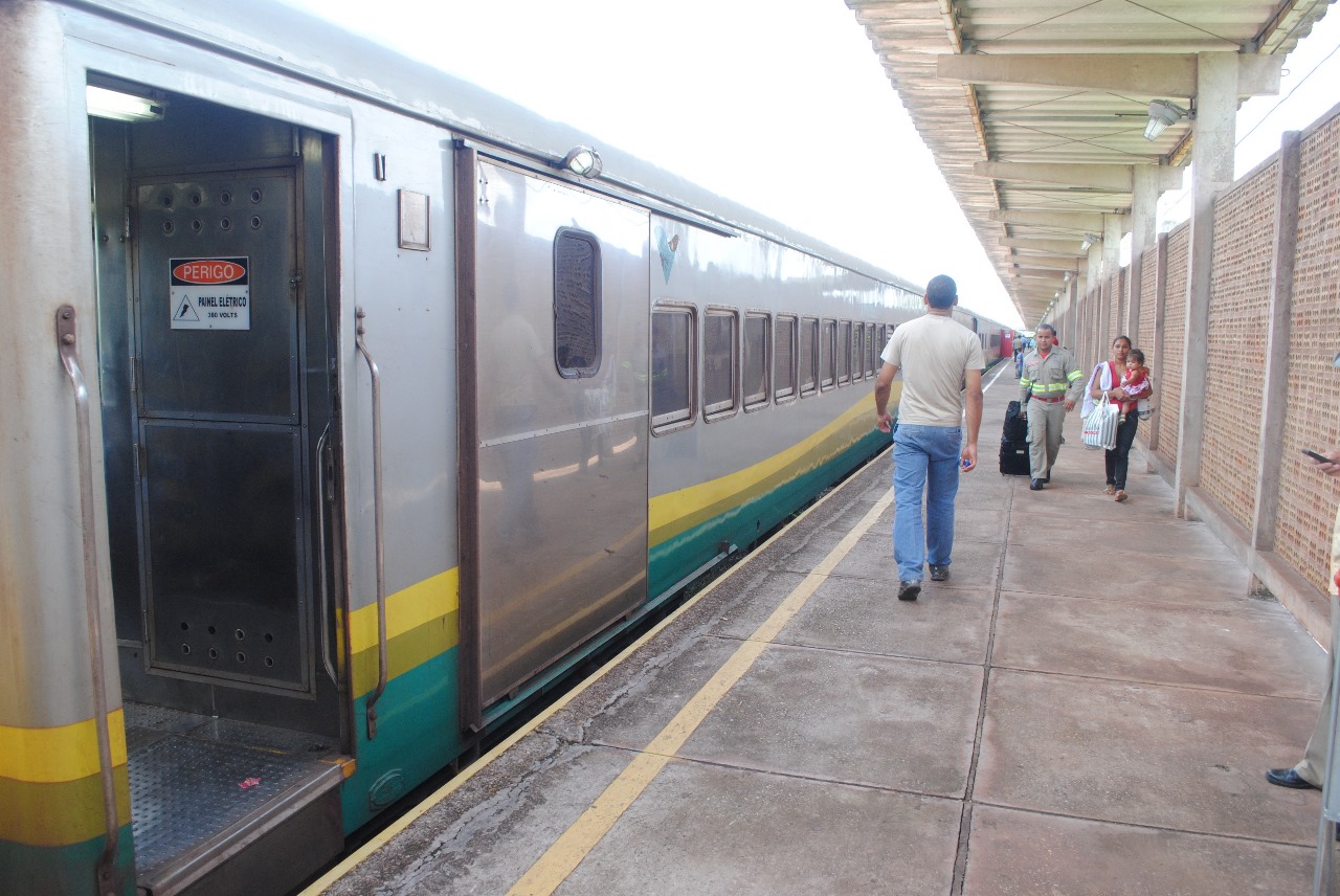 Interdição indígena suspende viagens do trem da Vale no sudeste do Pará
