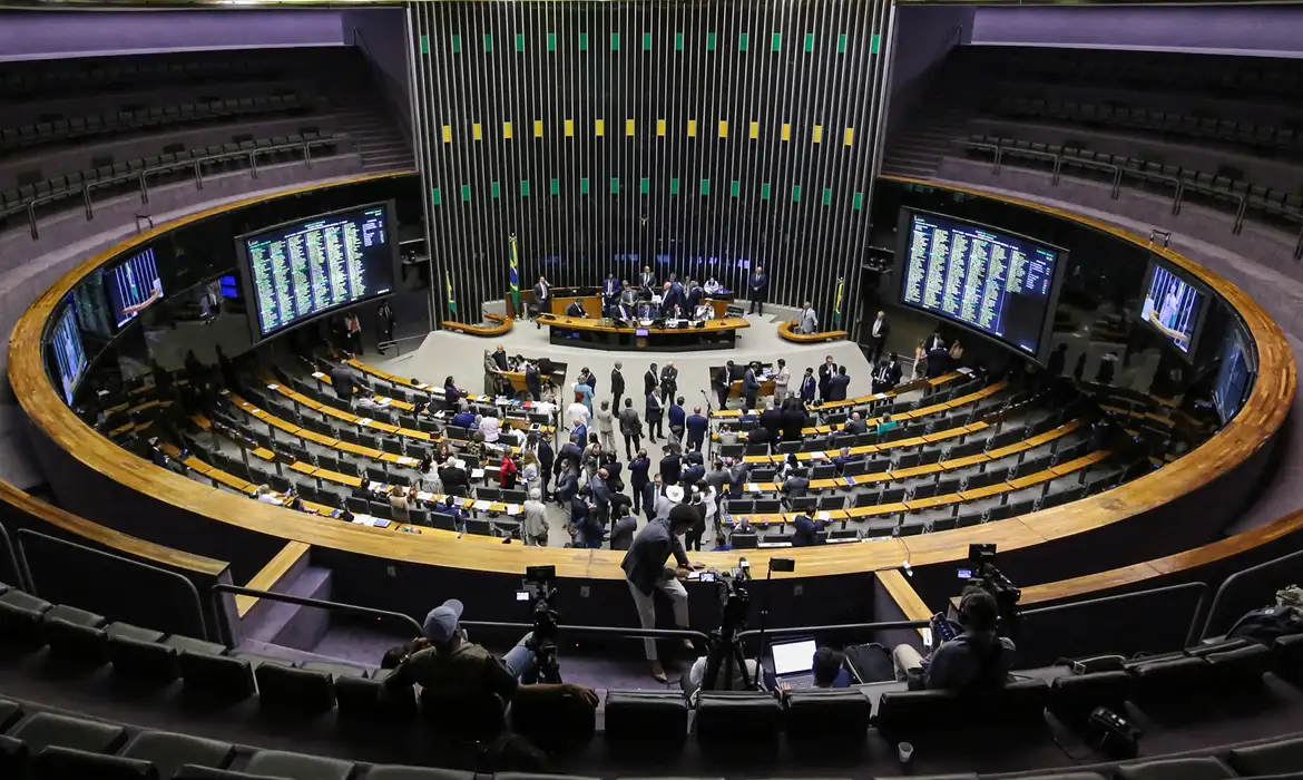 Delegados da PF alertam sobre riscos da PEC da Blindagem