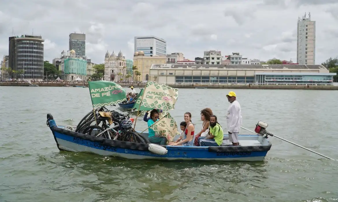 Virada Cultural Amazônia de Pé mobiliza sociedade para proteger bioma