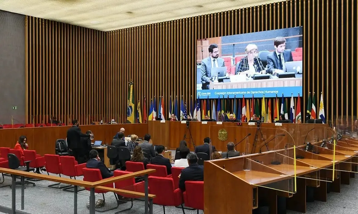 Tribunal internacional julga Brasil por morte de 96 bebês no RJ