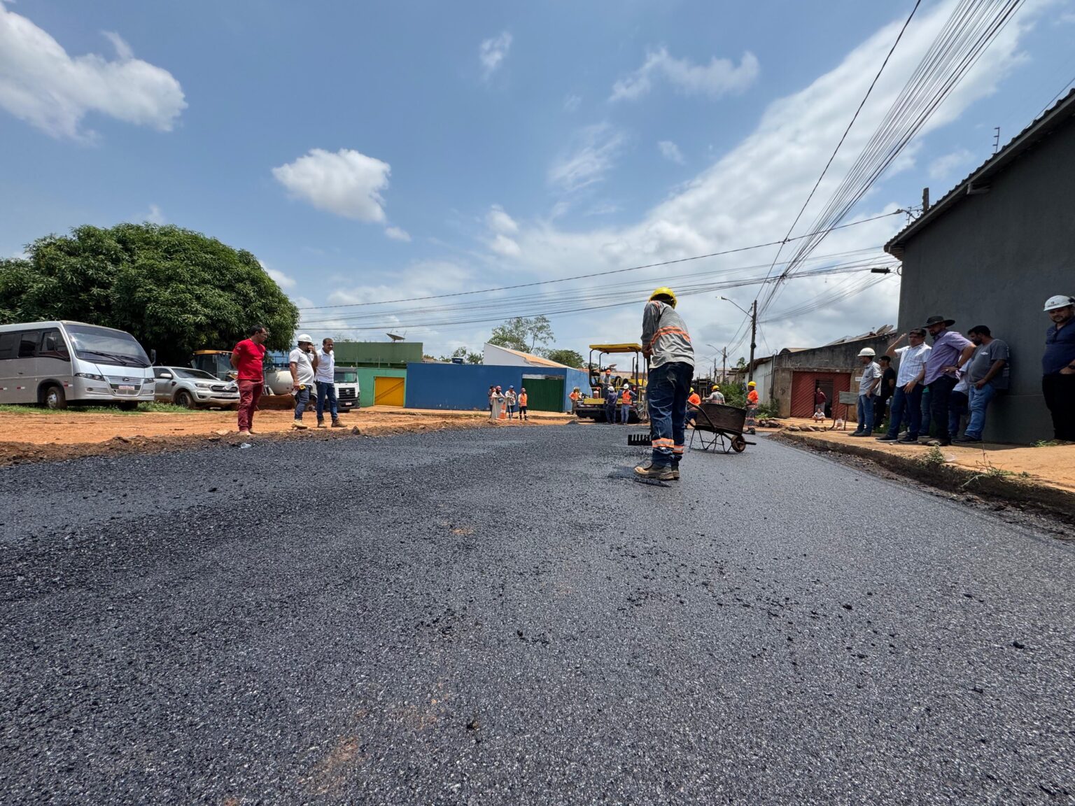 Prefeito Aurélio Goiano está reconstruindo Parauapebas e intensifica obras de pavimentação
