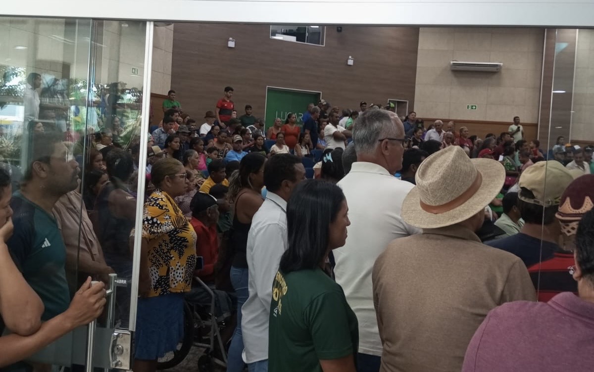 Trabalhadores da agricultura familiar recebem títulos de terra em Marabá