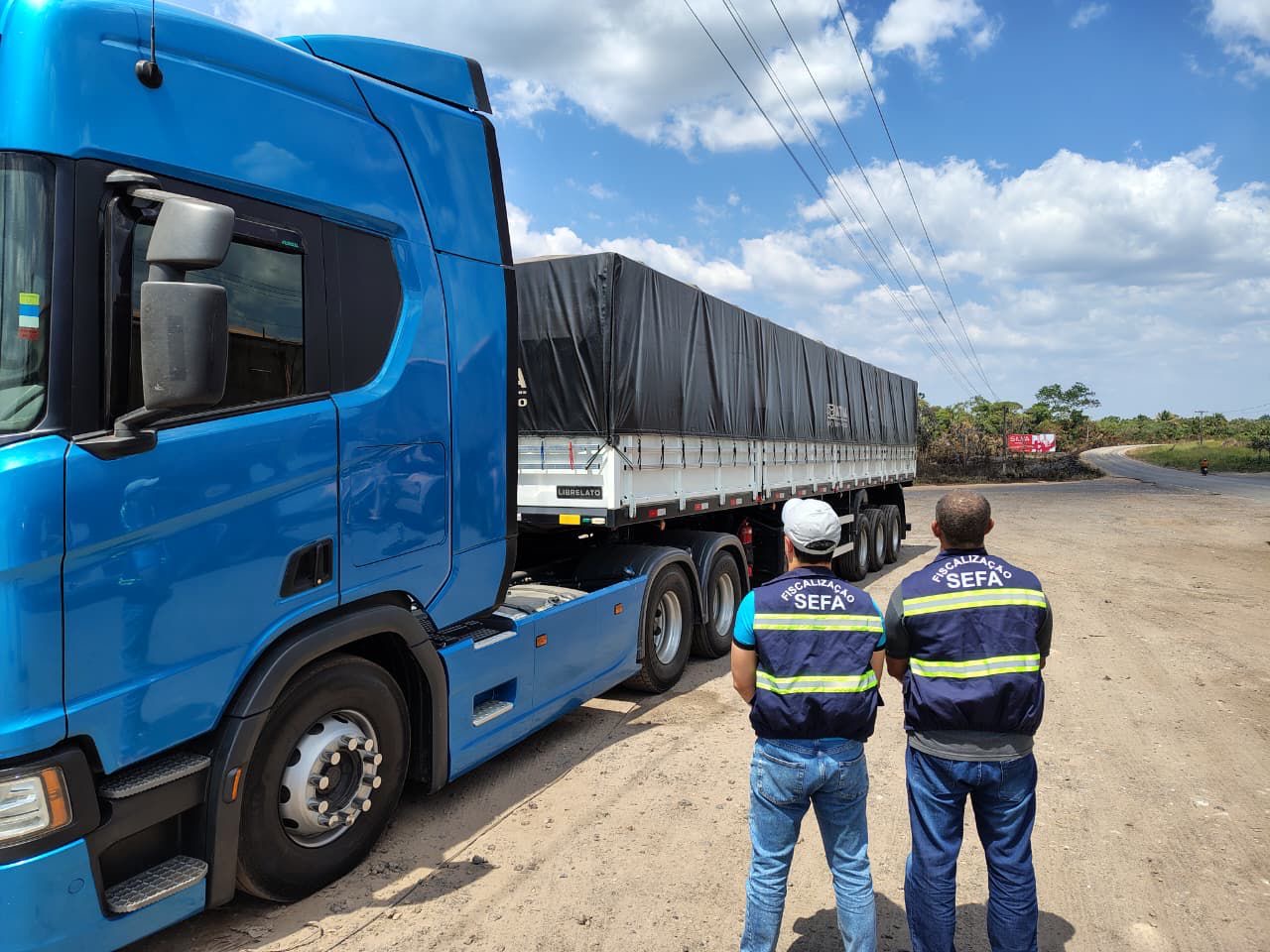 Fiscalização da Sefa apreende carga irregular de farinha em Marabá
