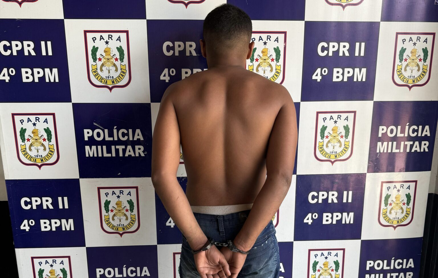 Suspeito é preso após tentativa de fuga com moto roubada em Marabá
