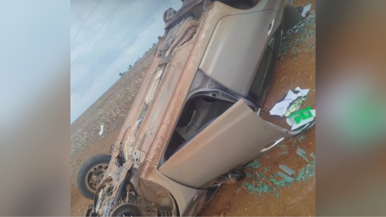 Motorista perde controle e capota carro na BR-222, em Dom Eliseu