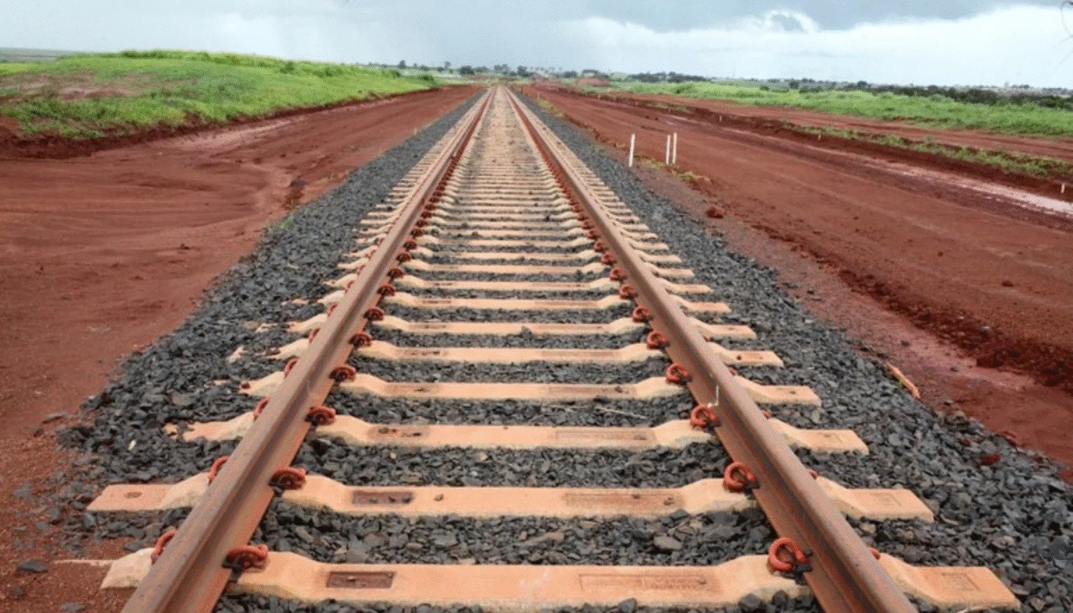 Governo conclui estudo da Ferrovia Açailândia-Barcarena e prevê leilão em 2026