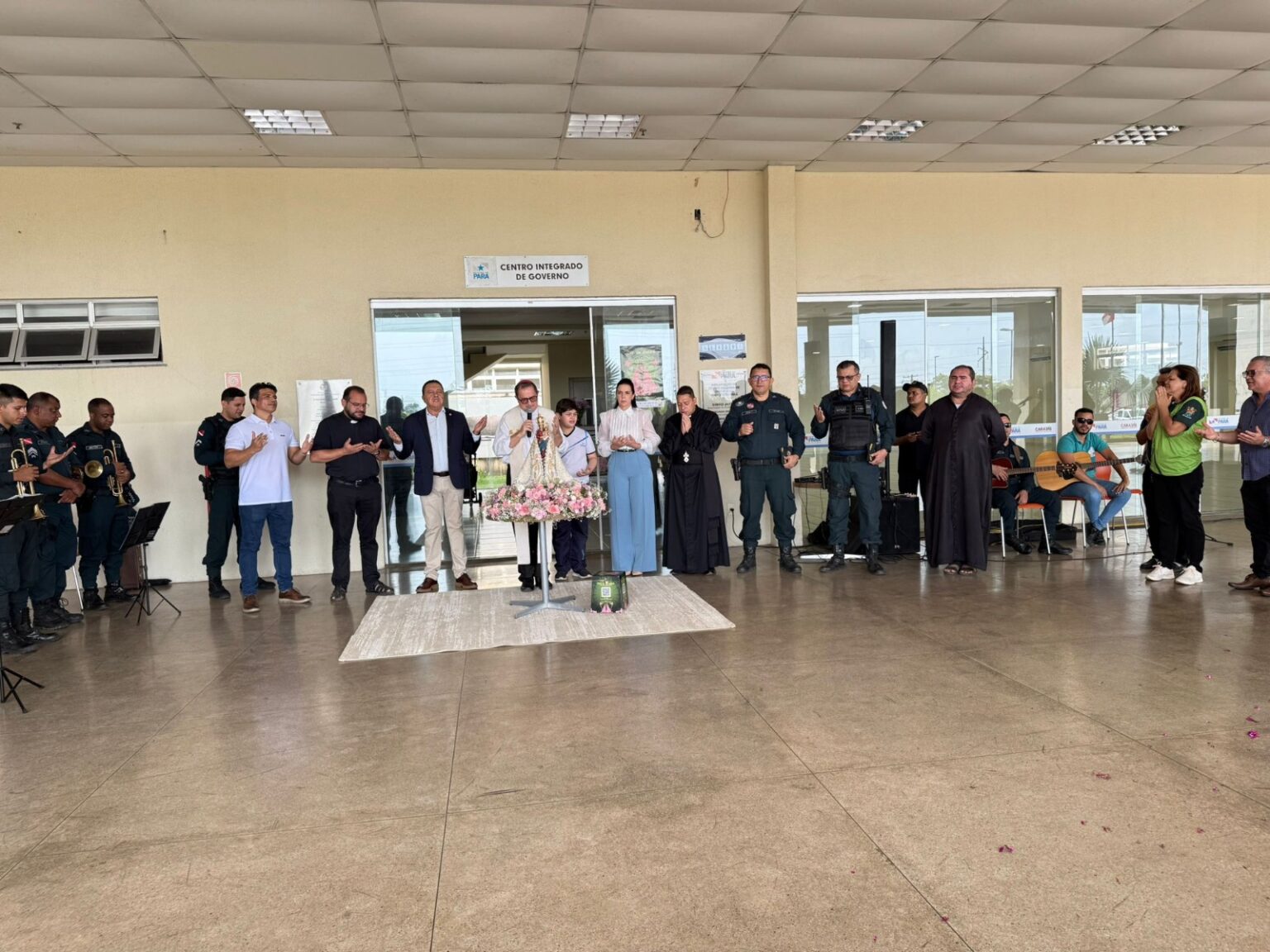 Imagem de Nossa Senhora visita Secretaria Regional de Governo em Marabá