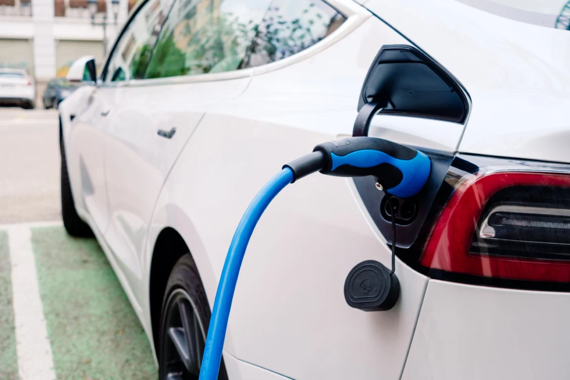 Veículos elétricos passam a ter isenção de IPVA no Pará