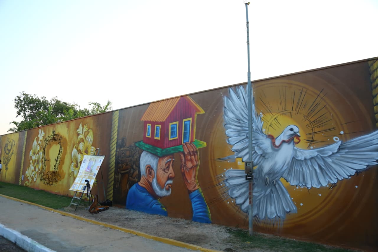 Folha 16 ganha painel de pinturas em homenagem ao Círio em Marabá