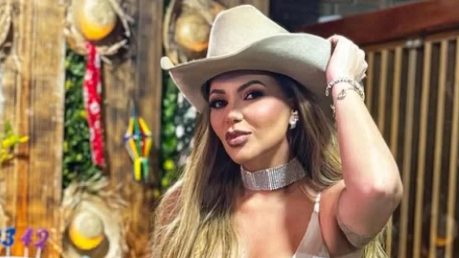 Cantora Vanessa Rios, ex-Capim com Mel, morre aos 42 anos
