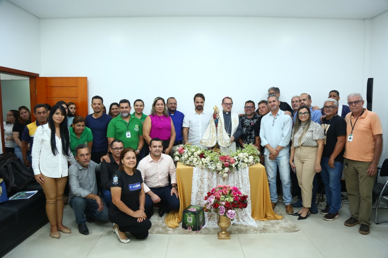 Círio 2025: Gabinete da Prefeitura de Marabá recebe visita da imagem peregrina