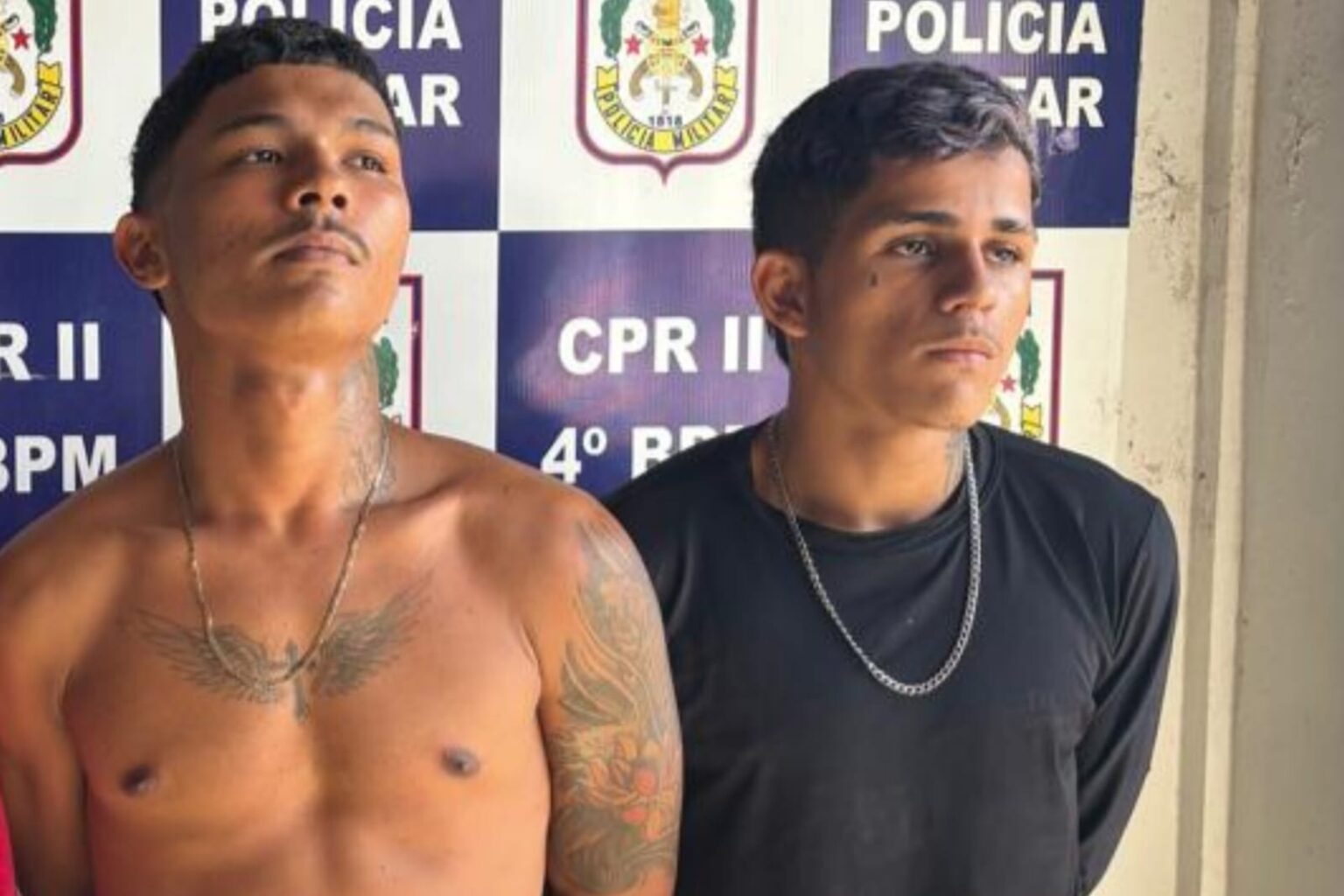 PM prende dois homens e apreende drogas, celulares e motocicleta em Marabá