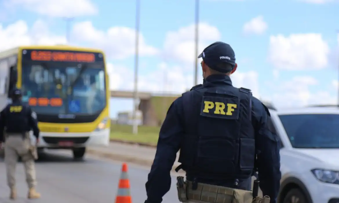 Agente da PRF que matou menina de 3 anos vai a júri popular