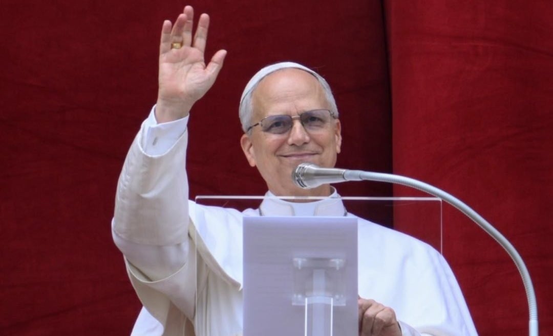 Papa define que só Jesus é Salvador e impõe limites à veneração de Maria
