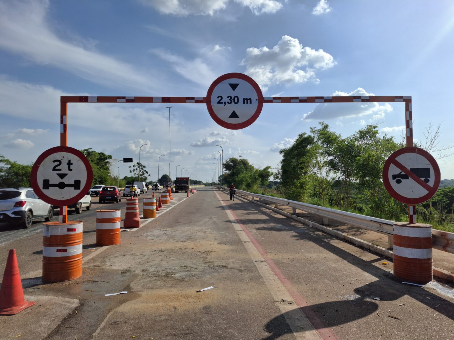 Após caminhão arrancar pórtico, DNIT intensifica vistorias na ponte sobre o Rio Itacaiunas