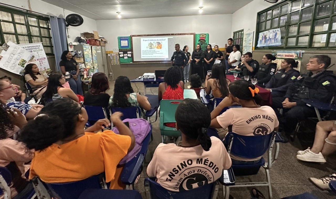 Projeto de Extensão de Universidade debate prevenção à violência contra a mulher em escola pública de Marabá