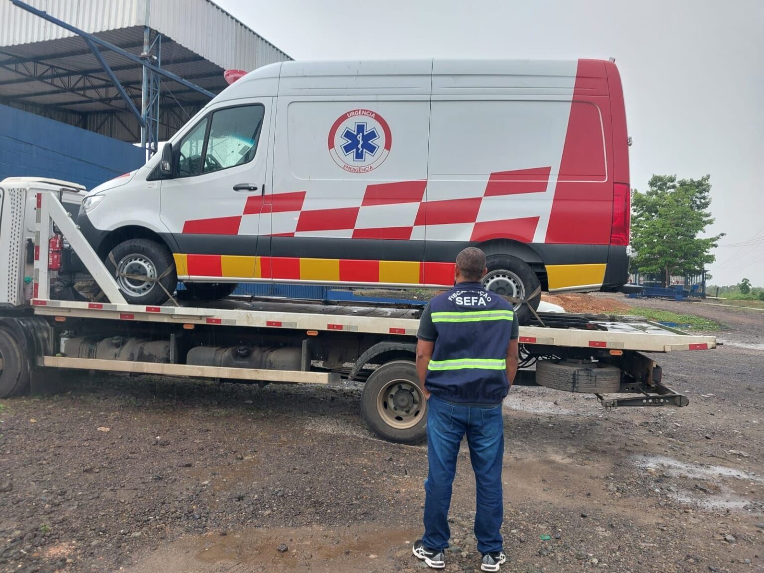 Fiscalização apreende ambulância por irregularidade fiscal em Marabá