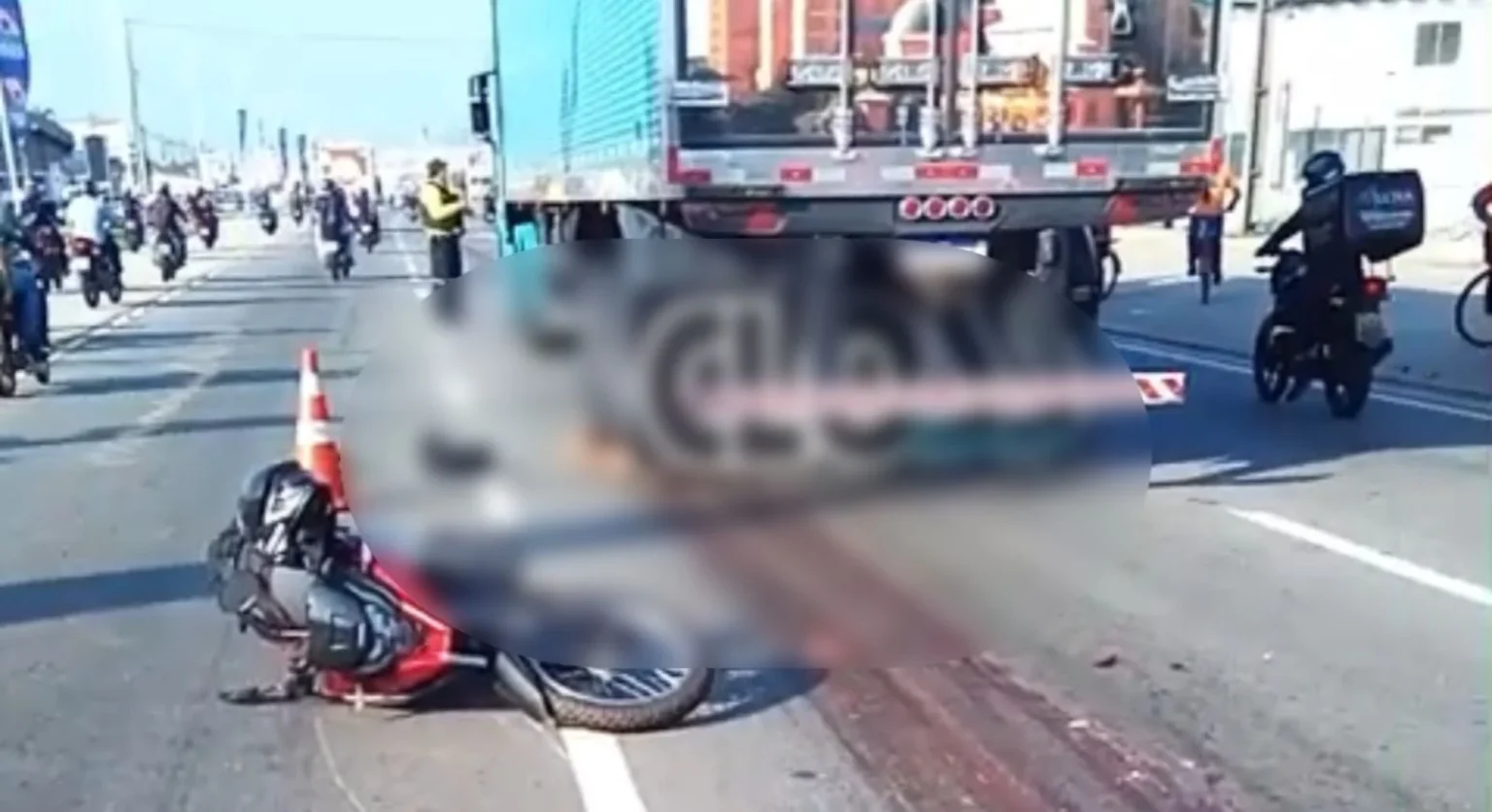 Motociclista é arrastado e morre esmagado por caminhão no Pará
