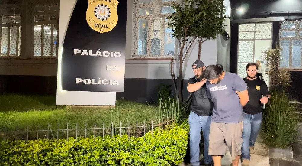 Homem que matou namorada paraense com espada e queimou corpo em lareira é condenado a 31 anos no RS