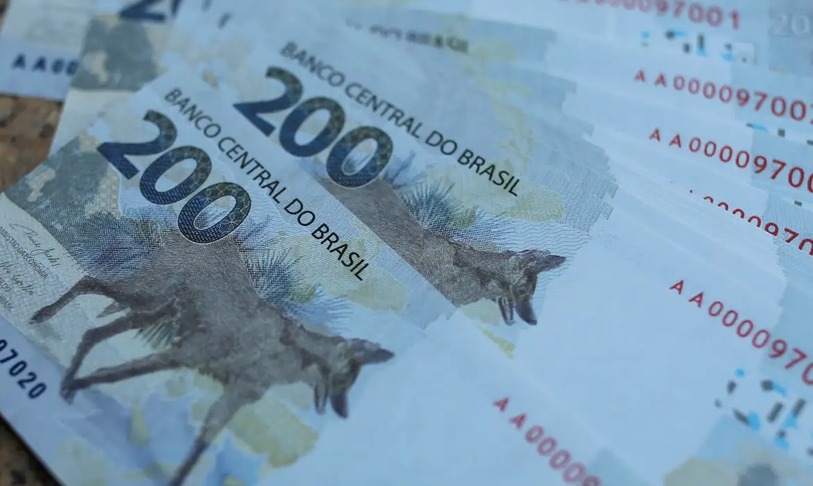 Mercado reduz previsão da inflação para 4,33% este ano